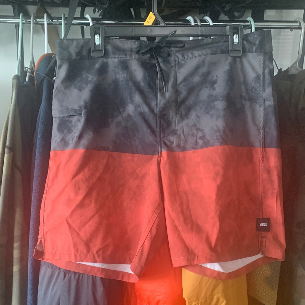 Vans | 32” Board Shorts
